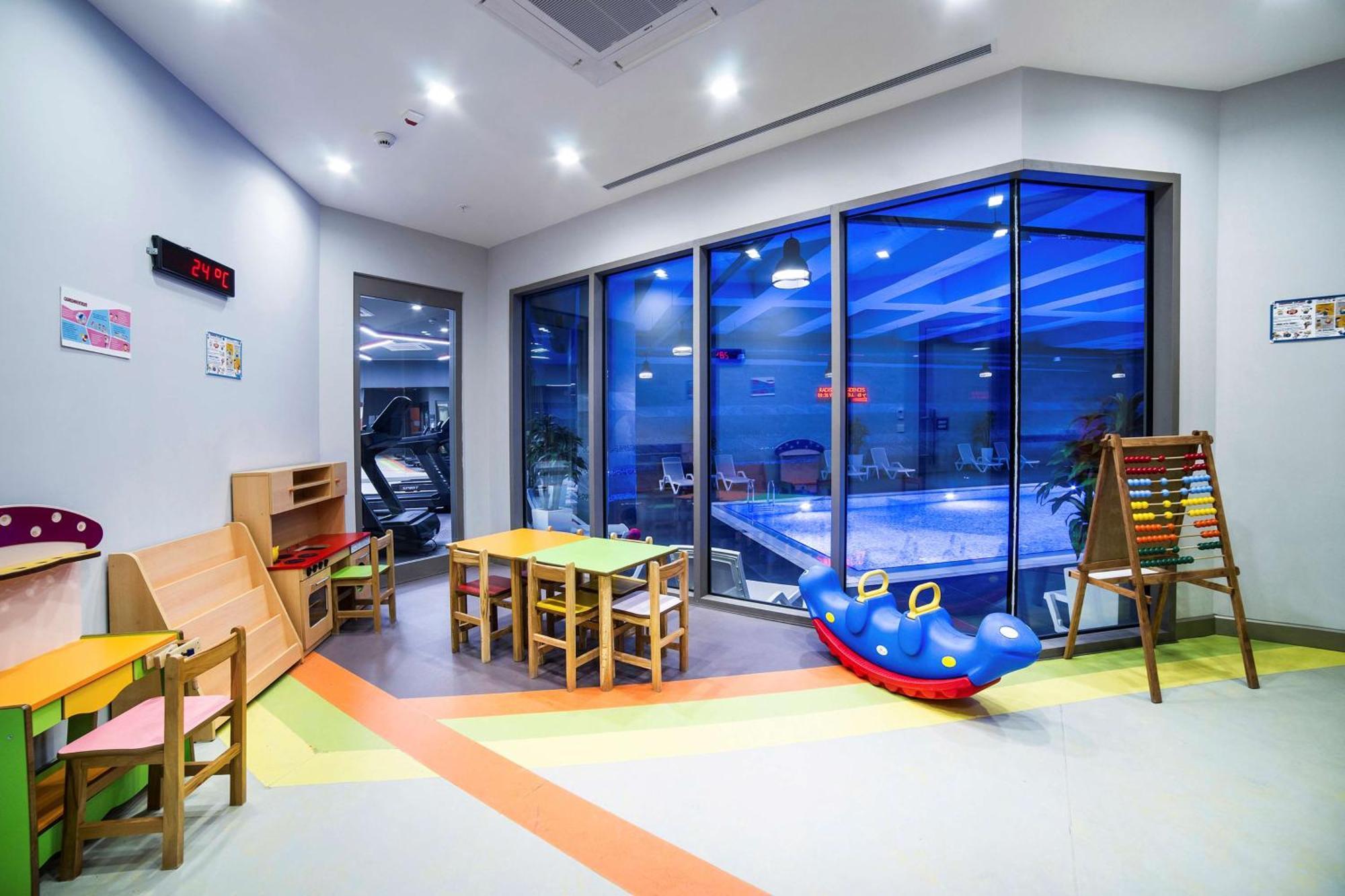 เรดิสัน เรสซิเดนซ์ วาดิสตันบูล Hotel อิสตันบูล ภายนอก รูปภาพ
